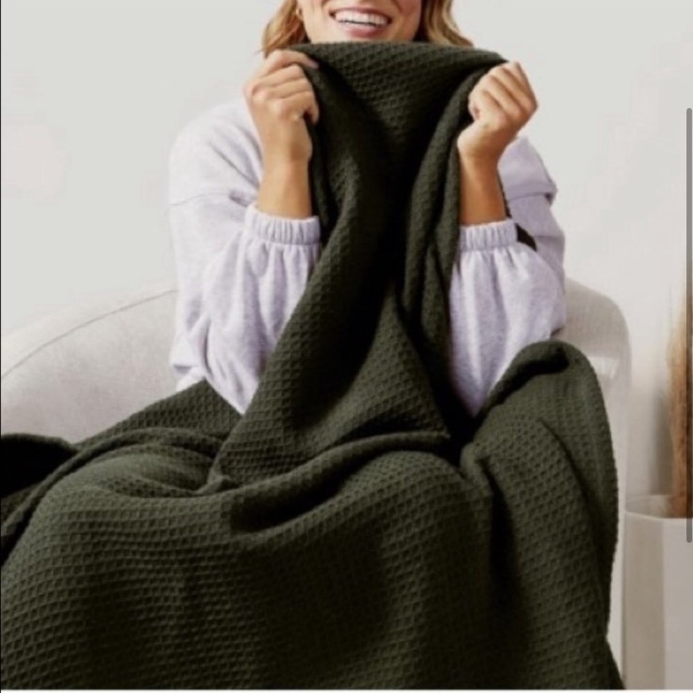 NWT Arhaus 100% Cotton Throw - Picture 3 of 3